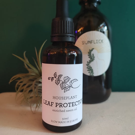 Houseplant Neem Leaf Protector