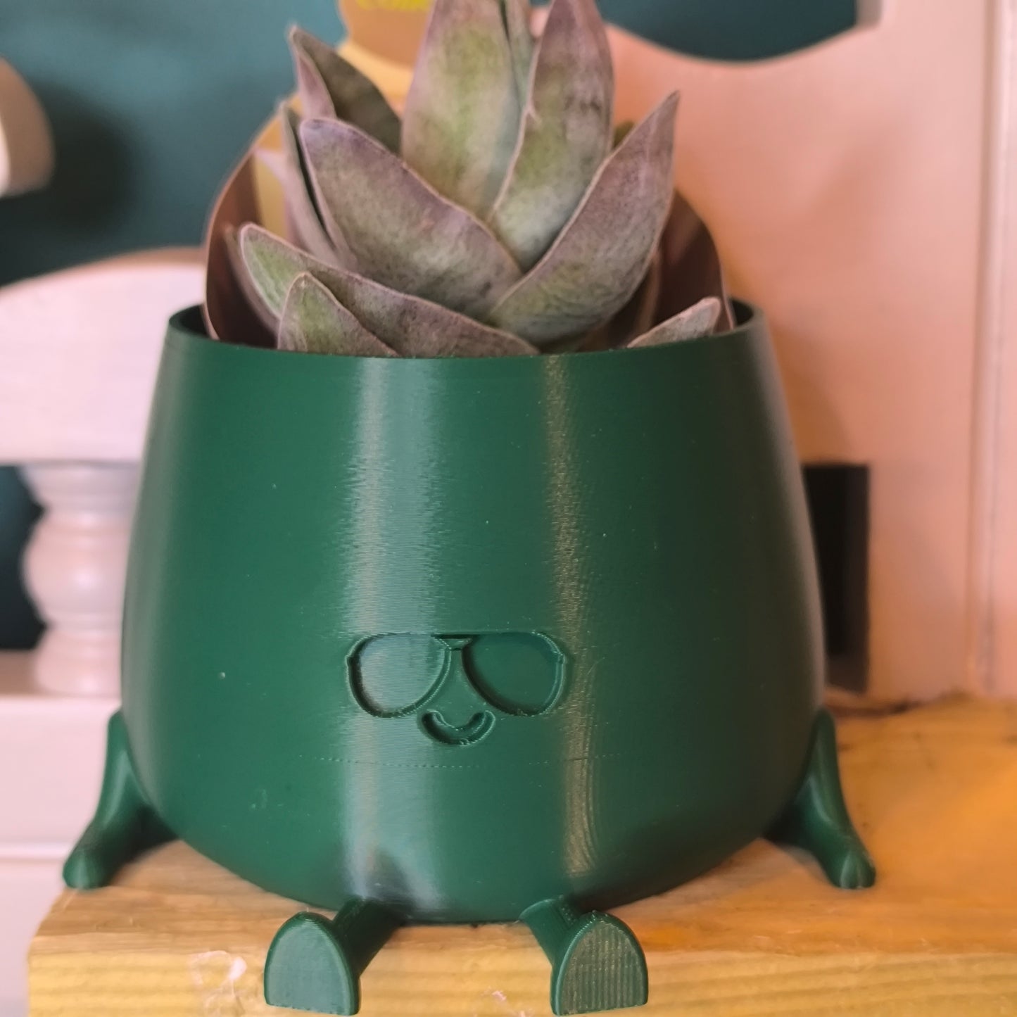 Happy Pot Medium