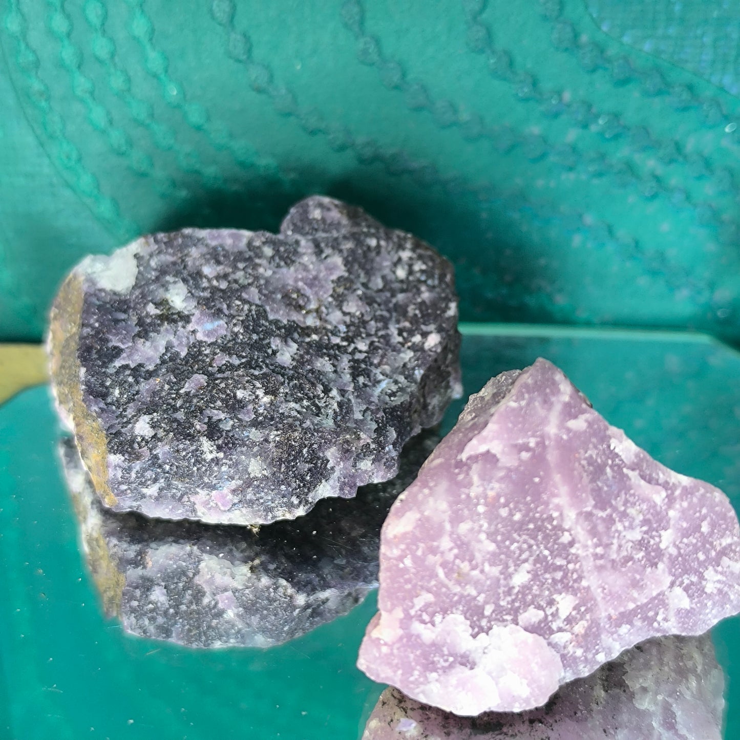 Lepidolite Raw