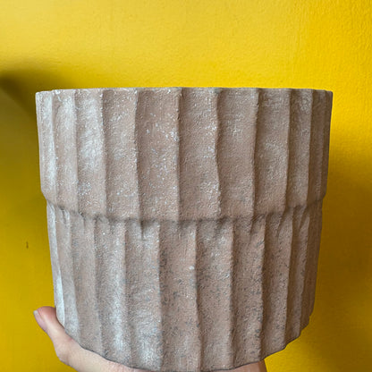Pot - Apiro