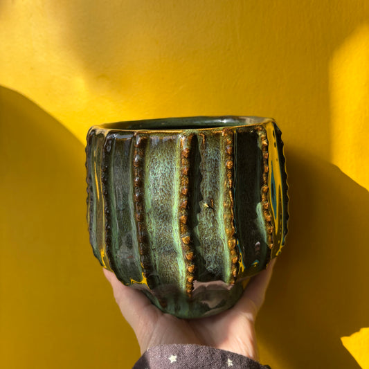Pot - Cathy