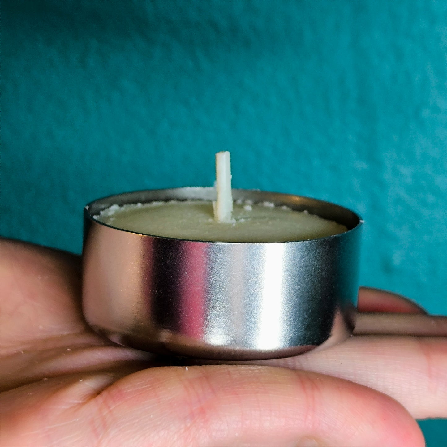 Tealights (Safe + Refillable) + Holder