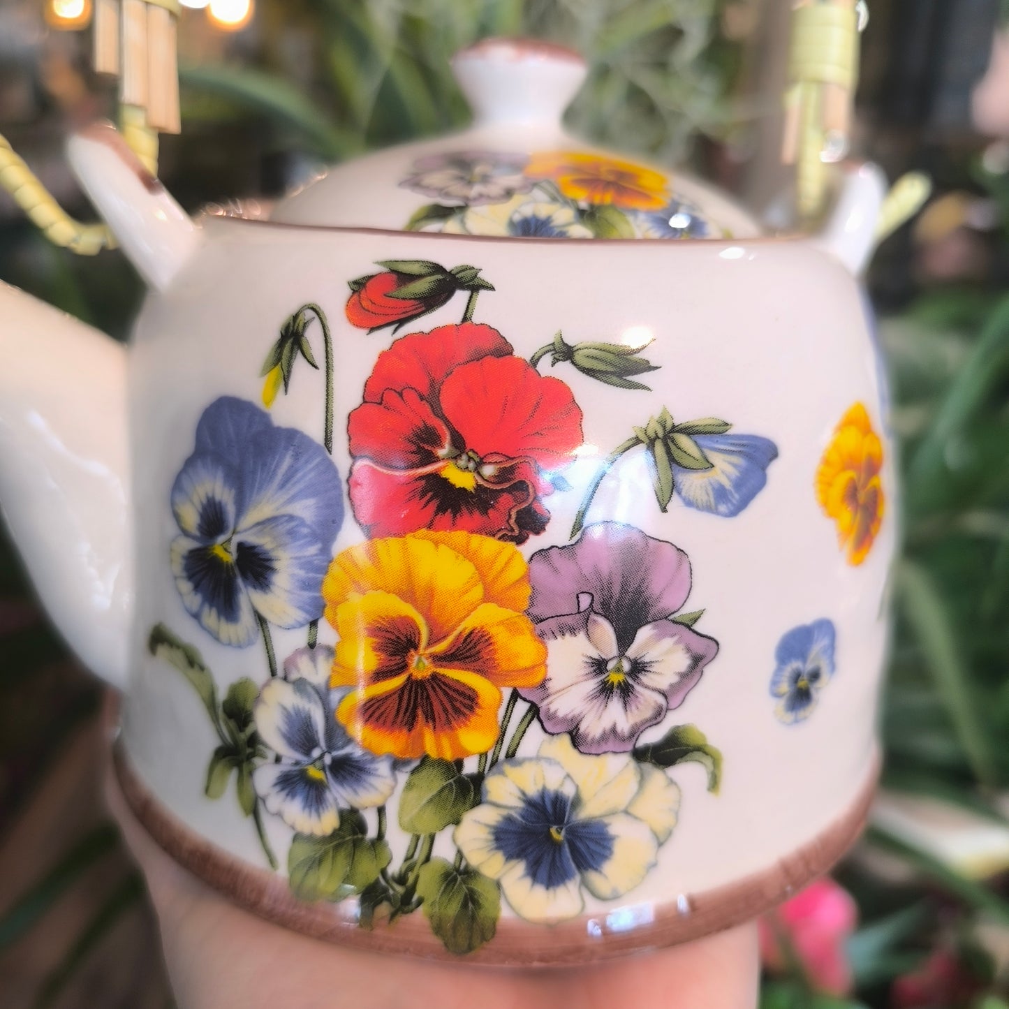 Ceramic Teapots with Strainer